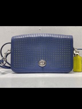 Coach-Legacy Penny Perforated Crossbody Bag (Navy-Bright Citrine💛💙)